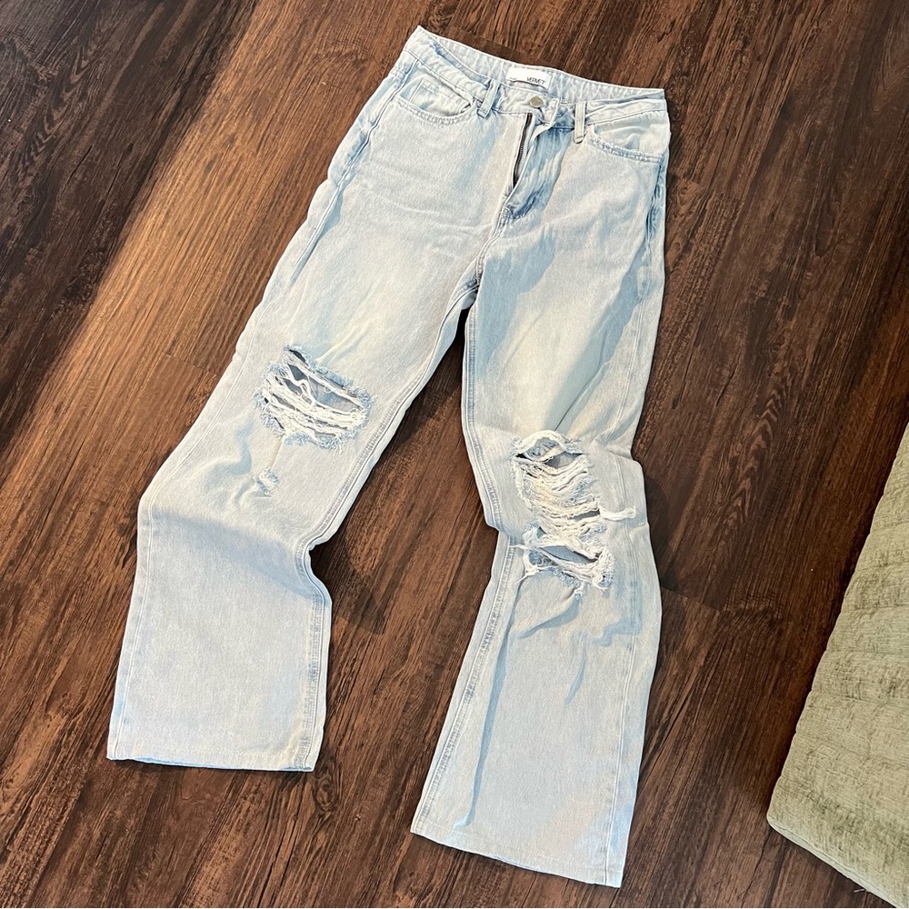 Vervet Ripped Jeans